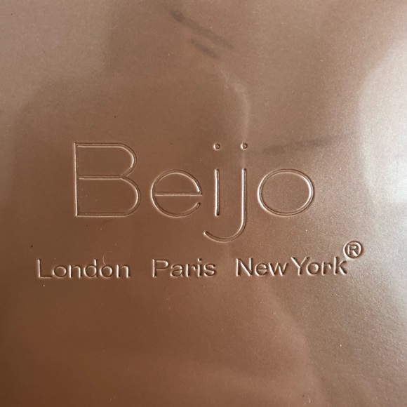 BEIJO - London*Paris*New York - Peachy Patent Purse with sturdy handles - Picture 2 of 11